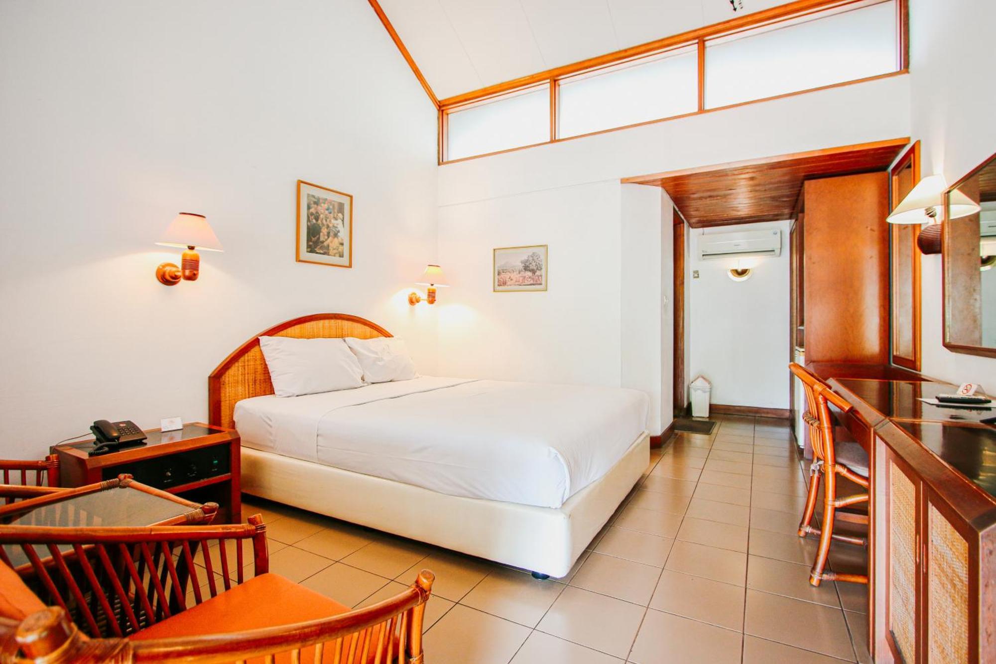 Hotel Bumi Asih Gedung Sate Bandung Buitenkant foto
