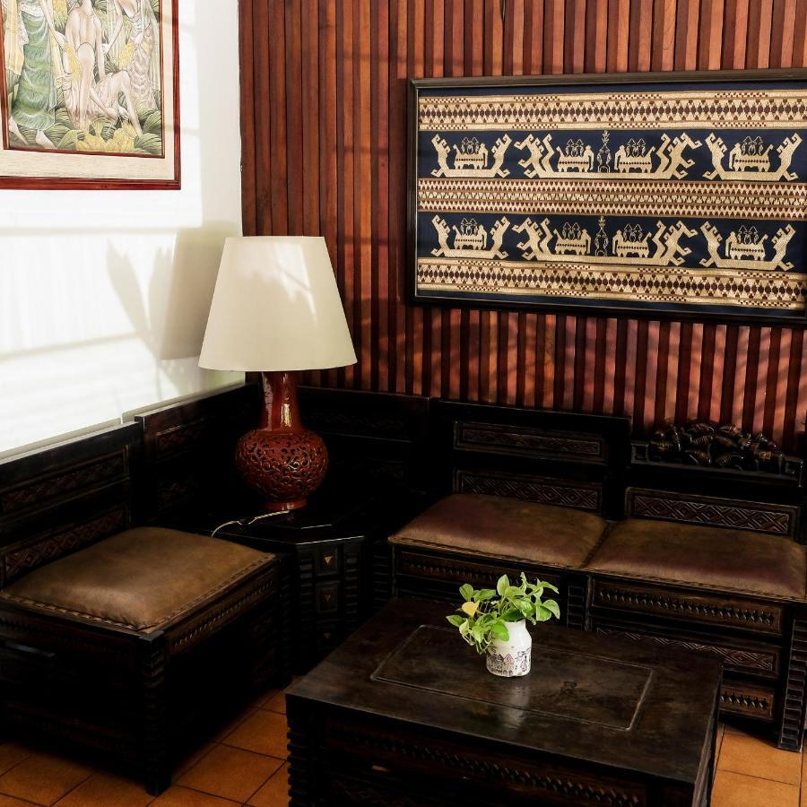 Hotel Bumi Asih Gedung Sate Bandung Buitenkant foto